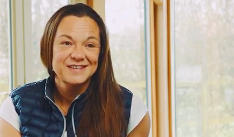 Kim berättar om hur hennes liv förändrades omedelbart efter behandling med ryggmärgsstimulering